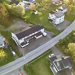 Kafe * Risøyhamn