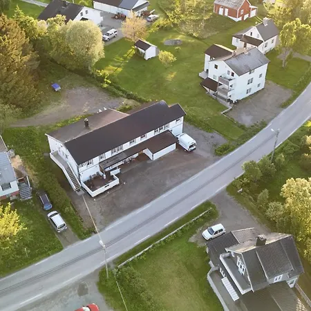 Kafe * Risøyhamn