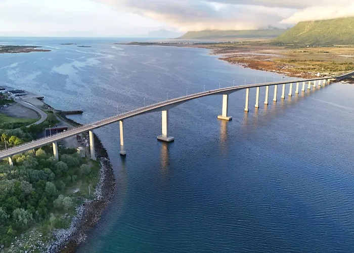 Kafe בית הארחה Risoyhamn